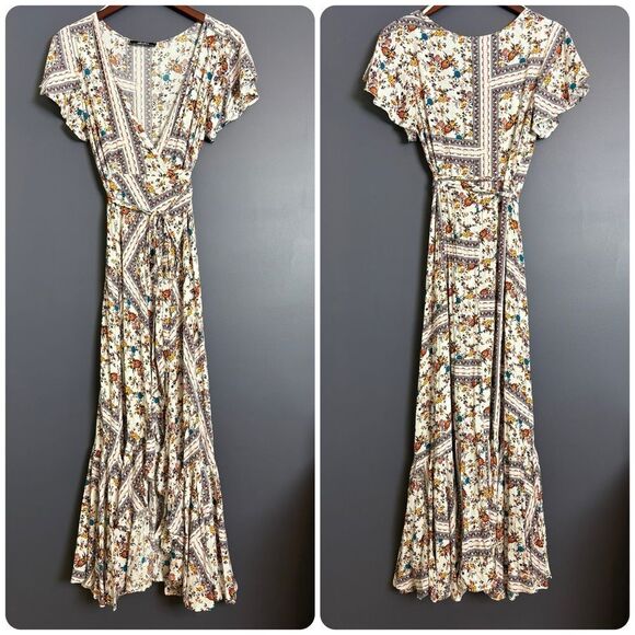 Lulus Playing Fleur Keeps Ivory Floral Bohemian Print Wrap Maxi Dress Sz. Small - Picture 3 of 16